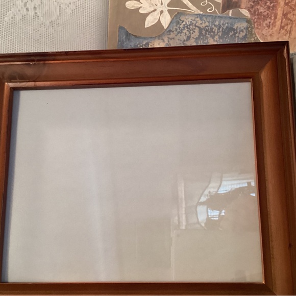 Dark Maple Stained 8x10 Photo Frame Tabletop Or Wall - Picture 12 of 16